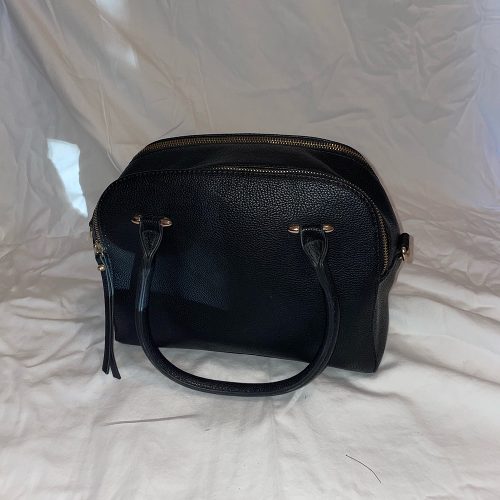 Black Forever 21 bag